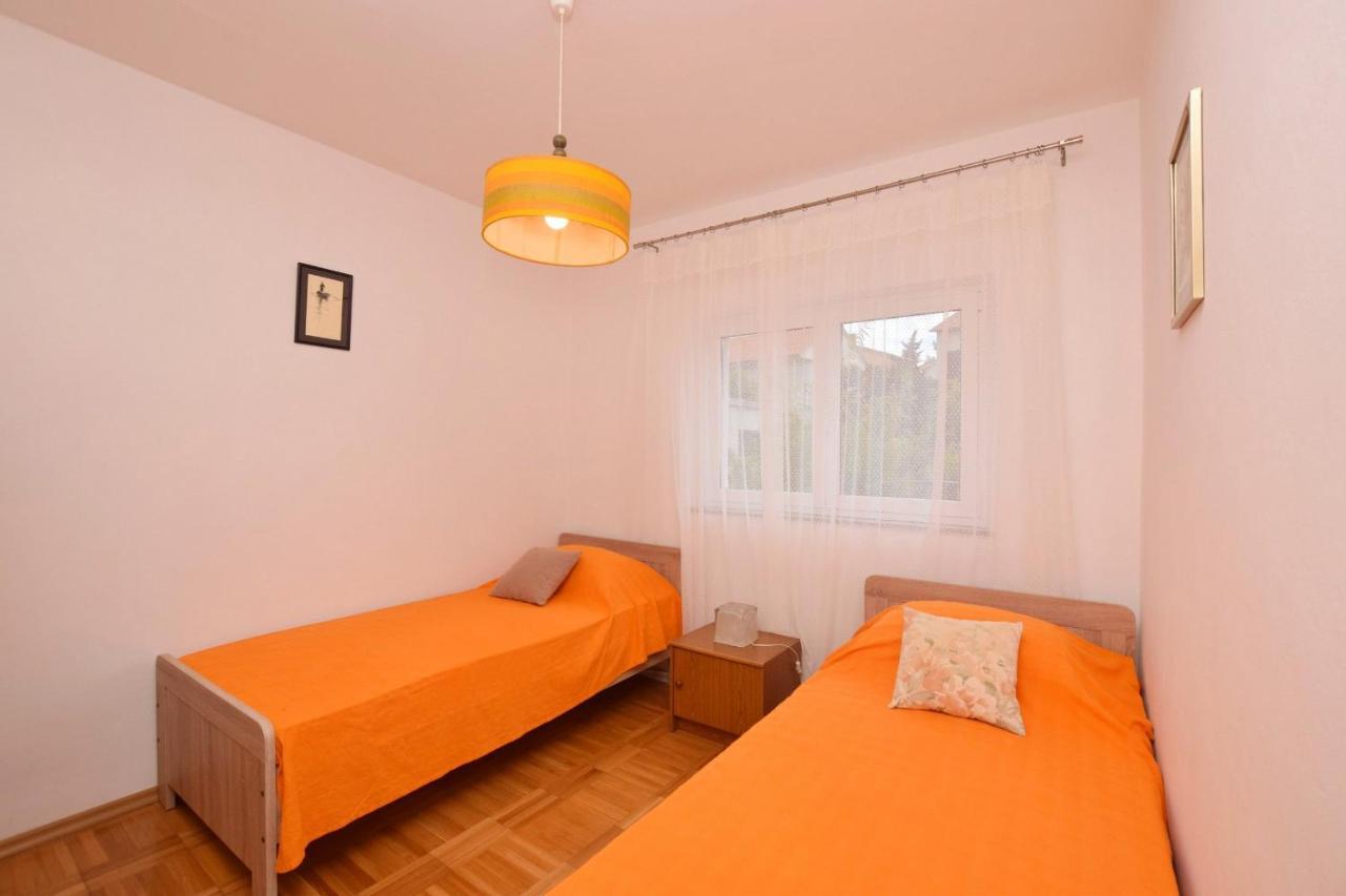 Apartments Andrija Pirovac Bagian luar foto